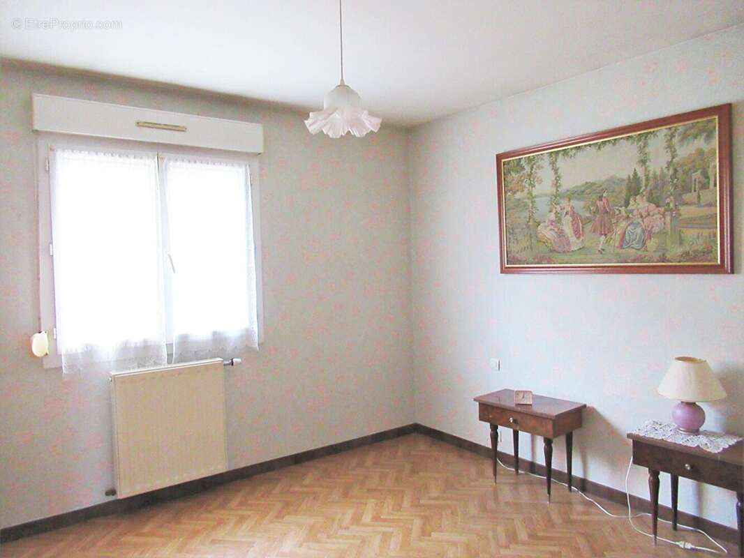 Maison 80 m² à Mayenne  - photo 6