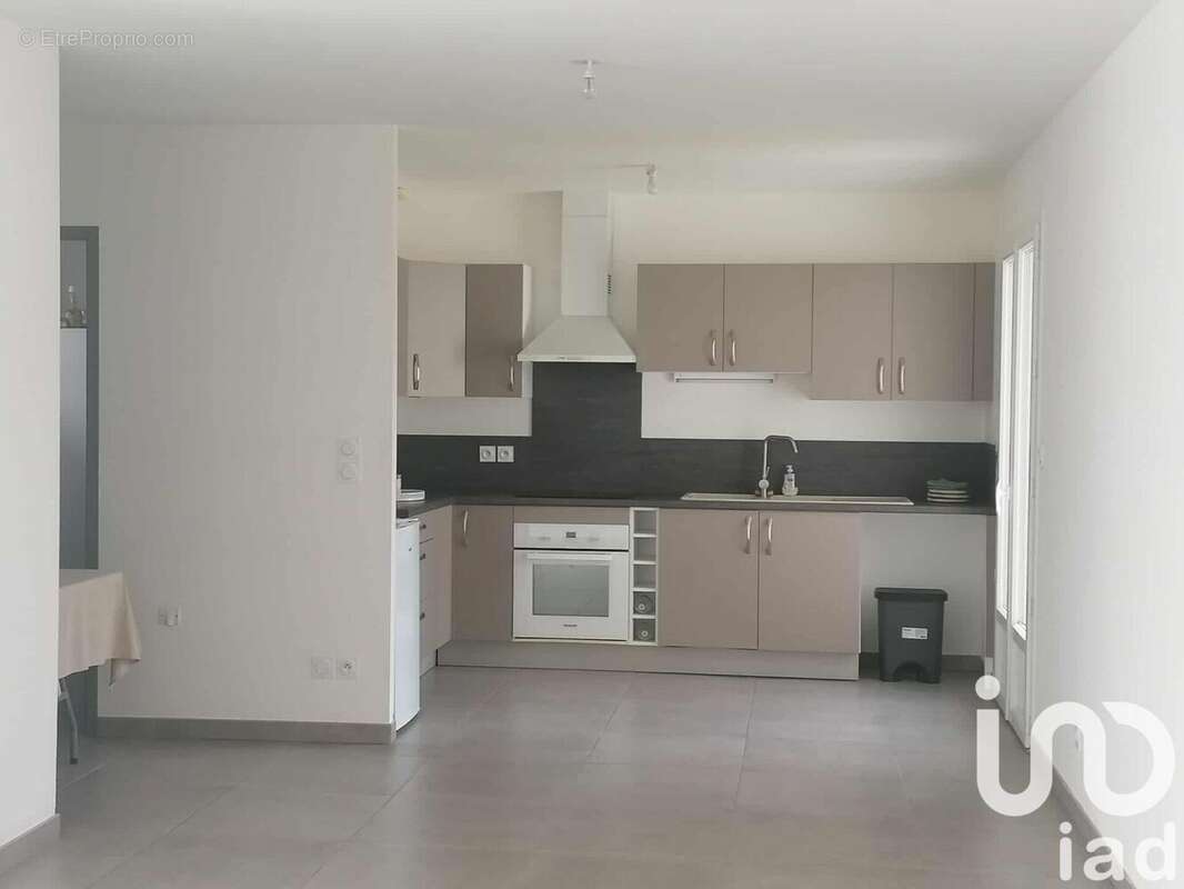 Photo 2 - Maison à CROIX-CHAPEAU