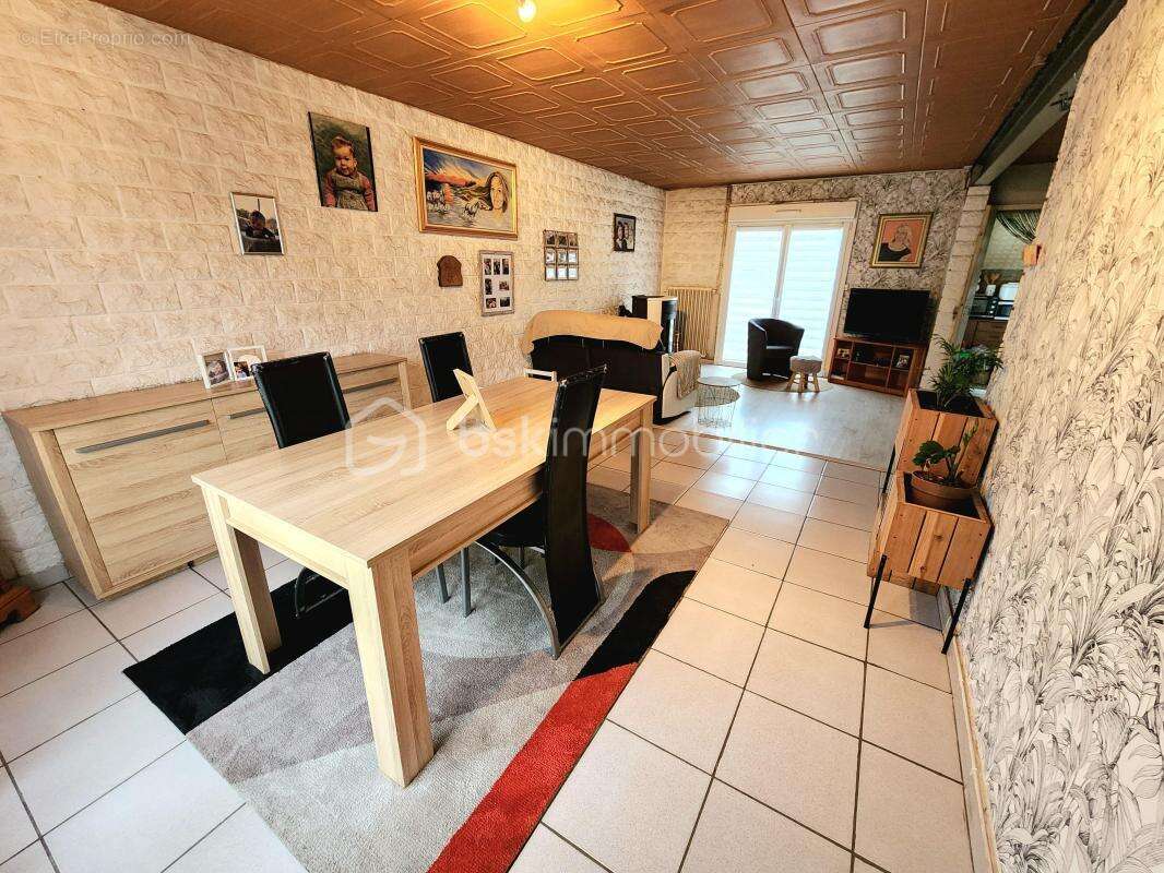 Maison à BAUVIN