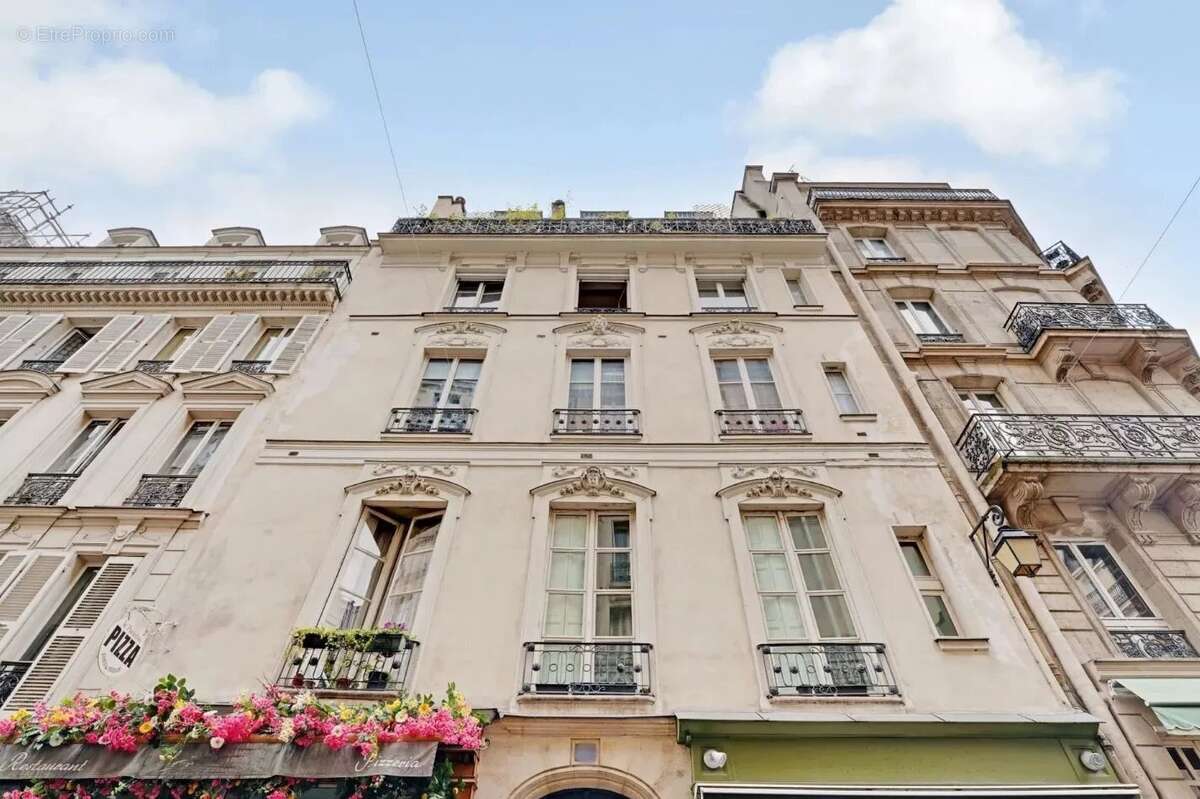 Appartement à PARIS-4E