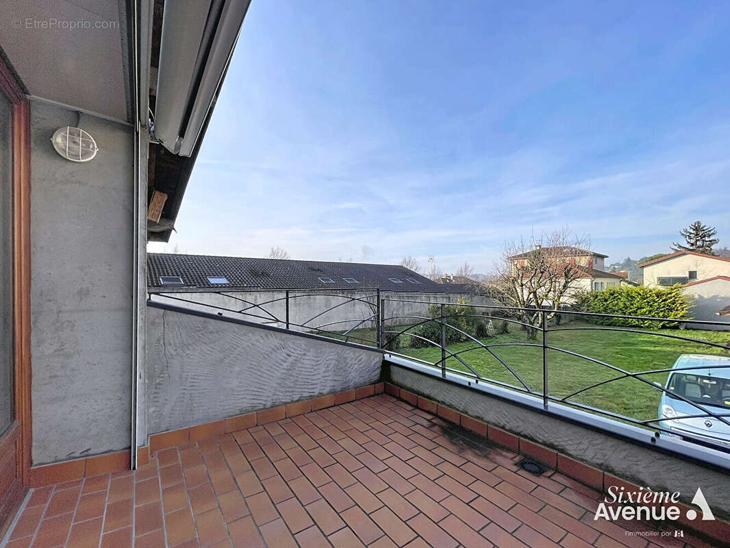 Maison à SAINT-SYMPHORIEN-D'OZON