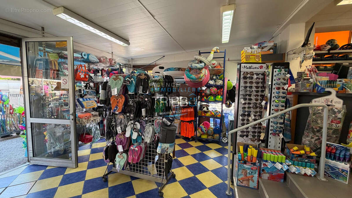 Murs et Fonds de commerce 133 m2 Saint-Cyprien - photo 3