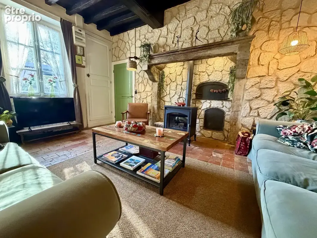 Maison en pierre rénovée à vendre près de Limanton - photo 3