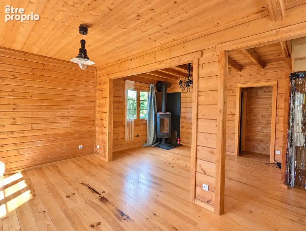 Chalet familial avec jardin arboré dans un environnement privilégié - photo 9