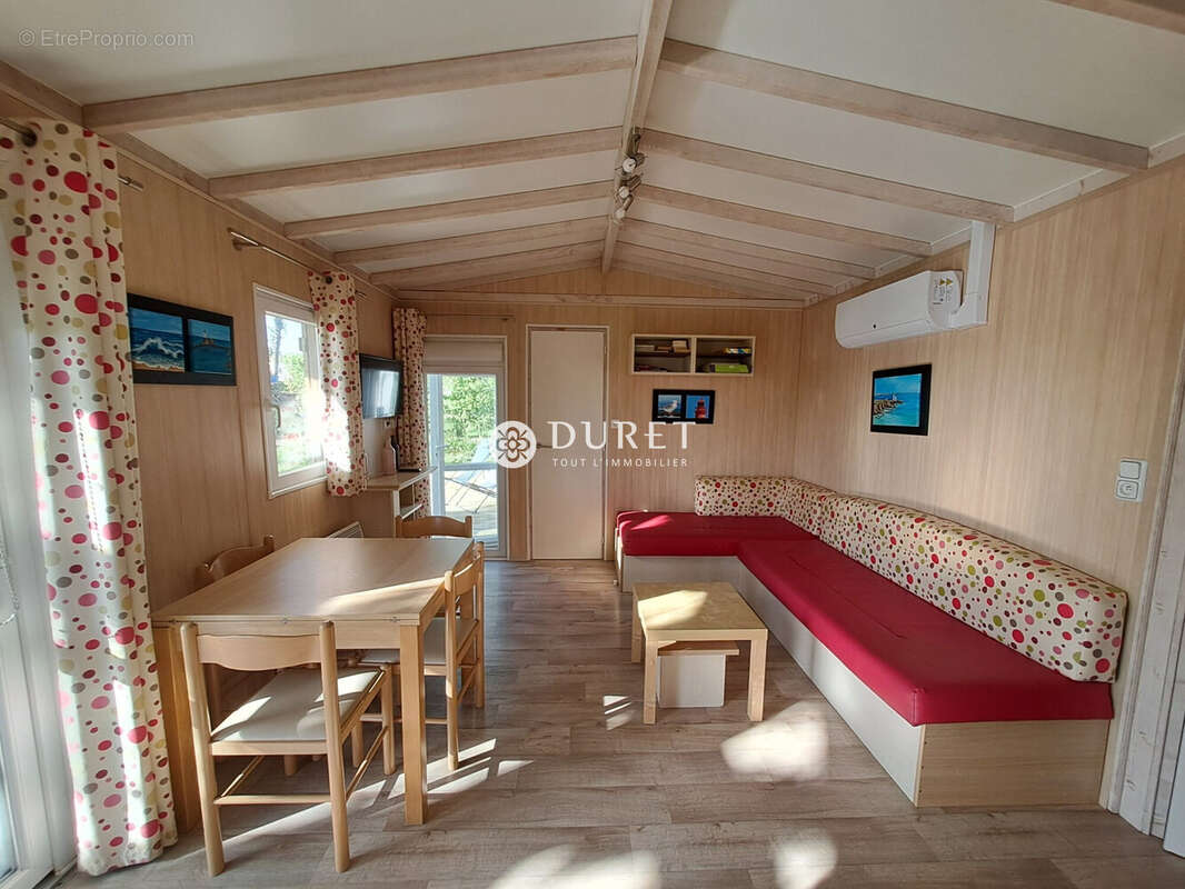 Maison à LA CHAPELLE-HERMIER