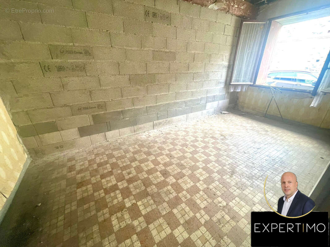 Maison à DIEUPENTALE