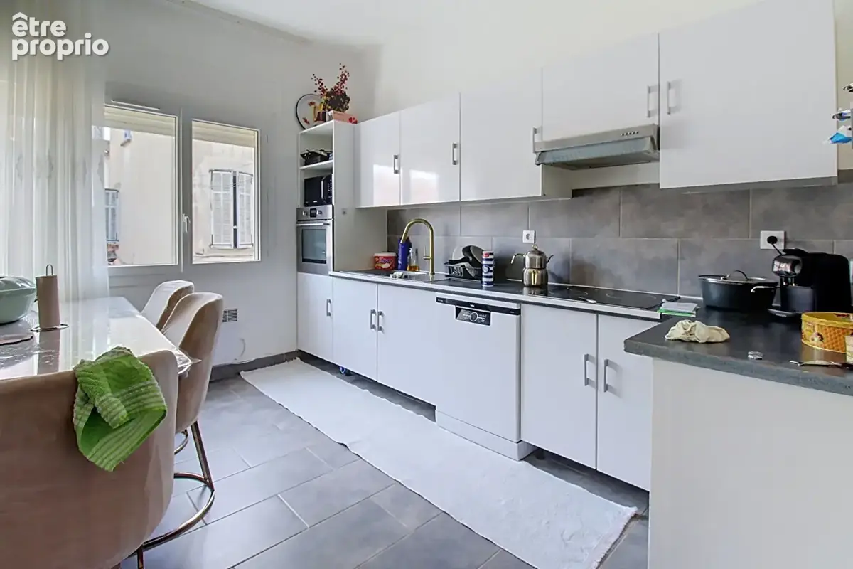 EXCLUSIVITÉ Appartement T4 de 82 m² vendu loué Calme, entrée indépendante et proximité des commerces - photo 3