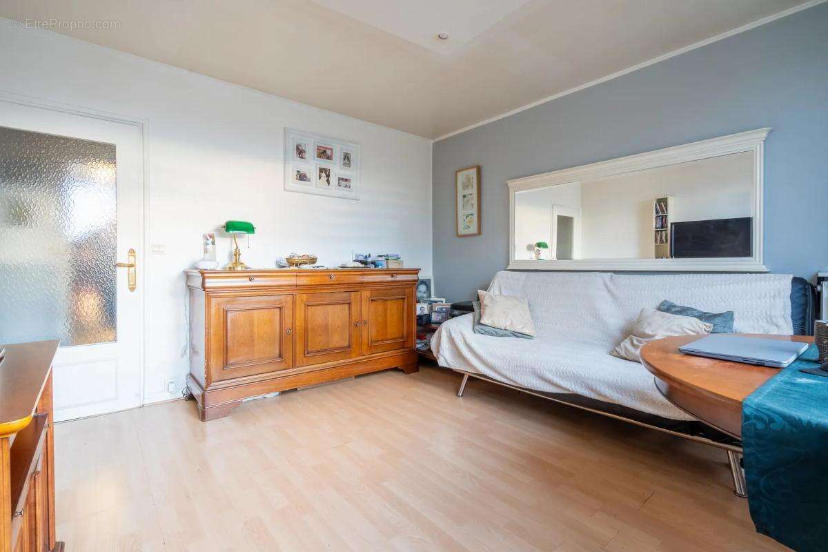 Appartement à ROSNY-SOUS-BOIS