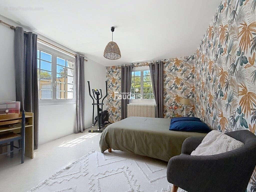 Maison 104 m² à Carentan  - photo 8