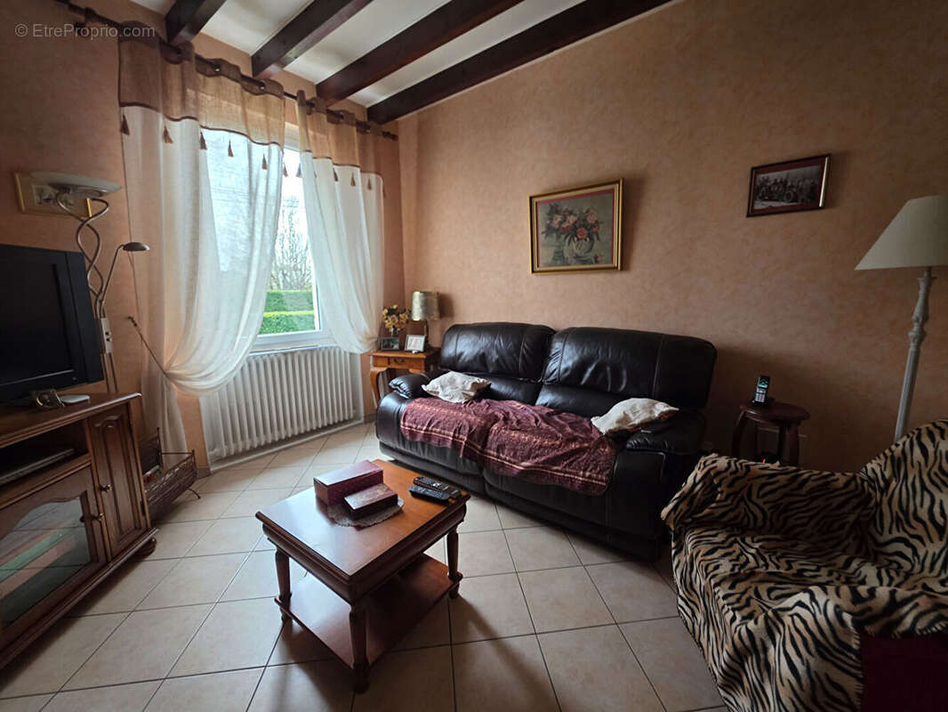 Maison familiale 7 pièces avec garage , Jardin clos et cadre agréable à MOISSAC - photo 5