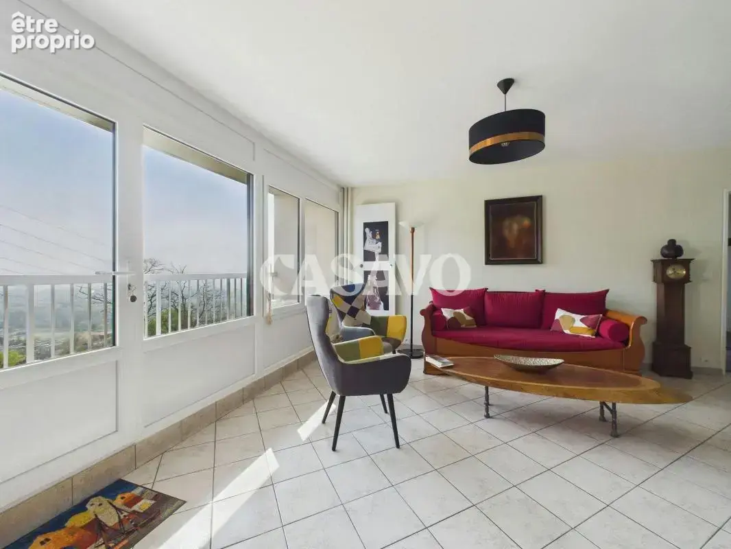 Vente Appartement 4 pièces de 81m² - 69140 Rillieux-la-Pape - photo 3
