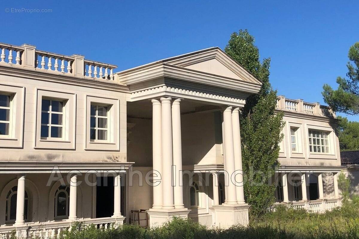 Maison à COMBAILLAUX