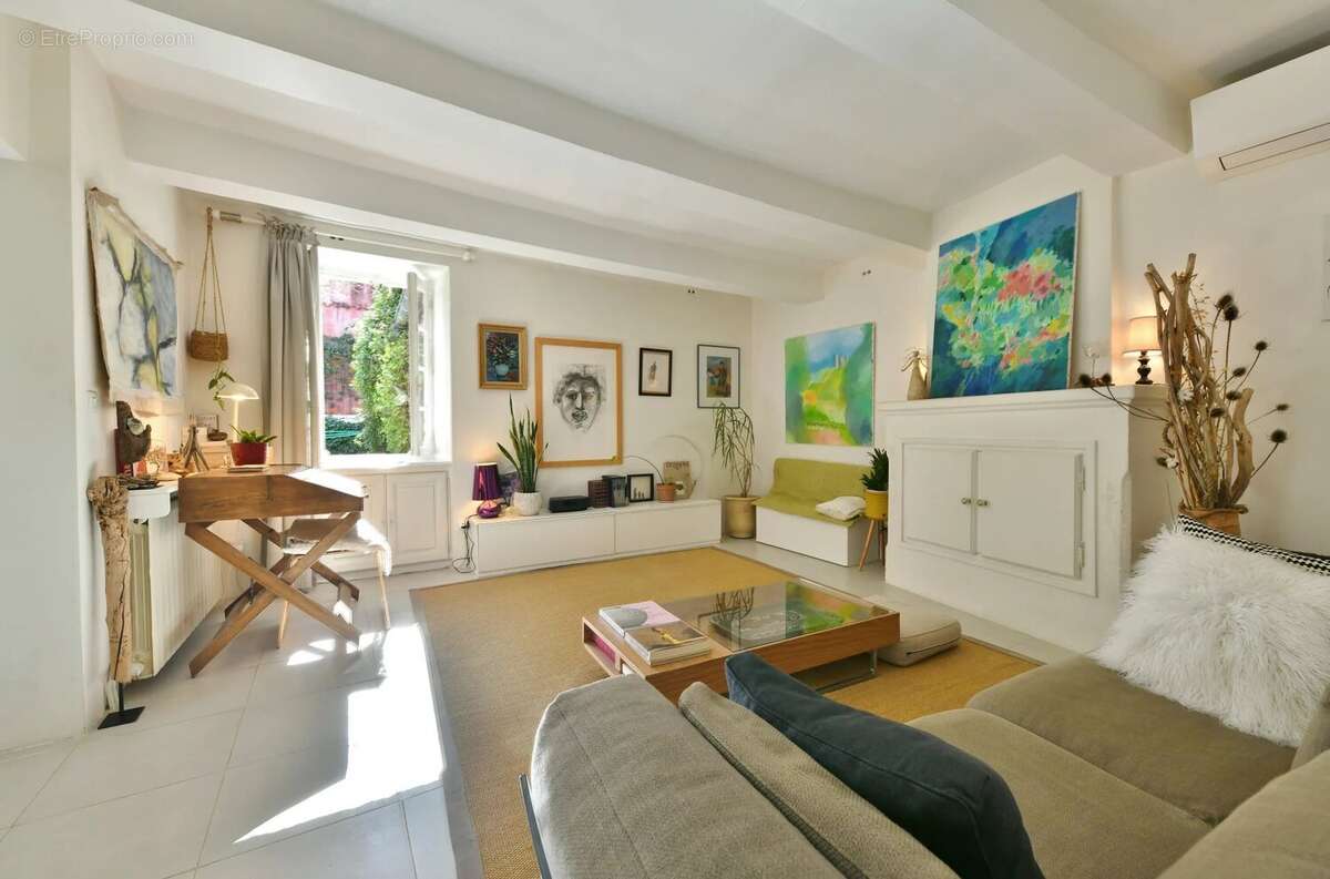 Maison à UZES