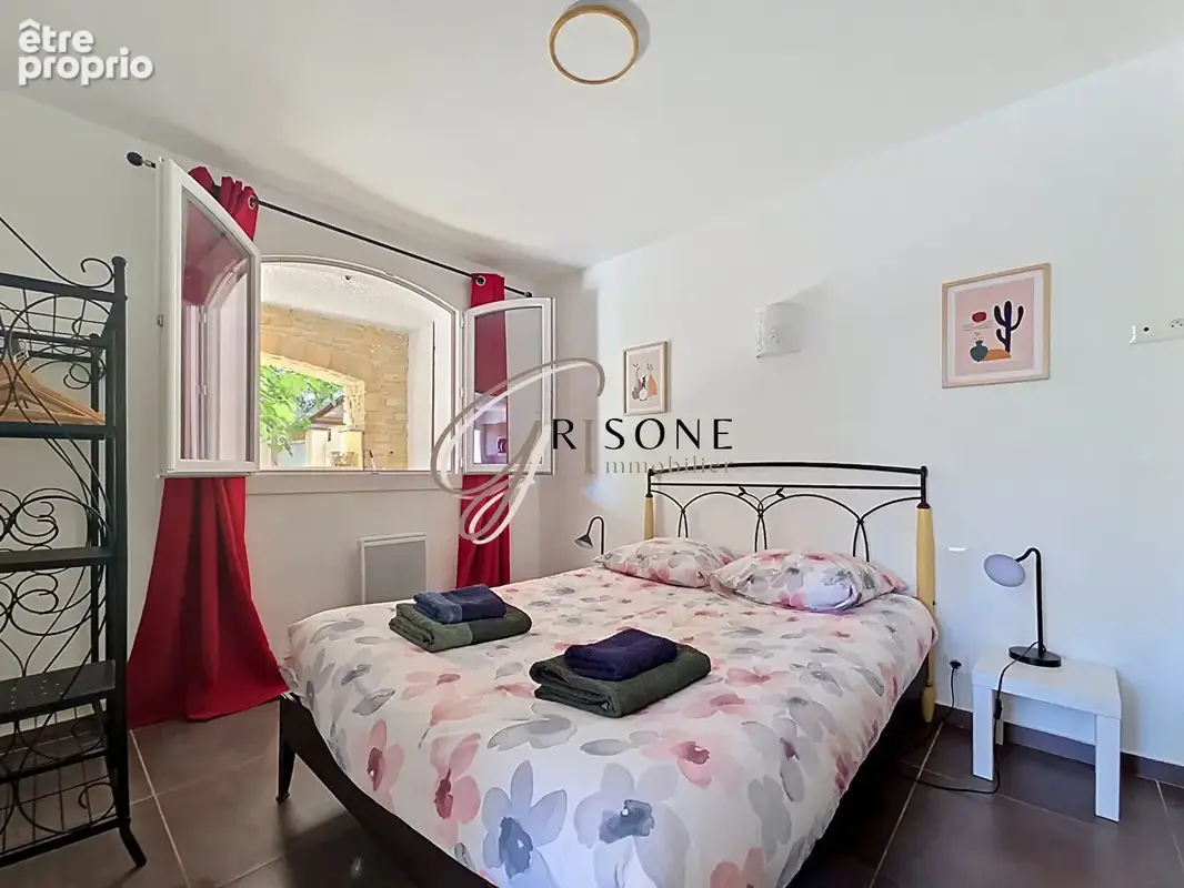 Villa de 260 m² accès direct plage du Cap Nègre à Six-Fours - photo 14