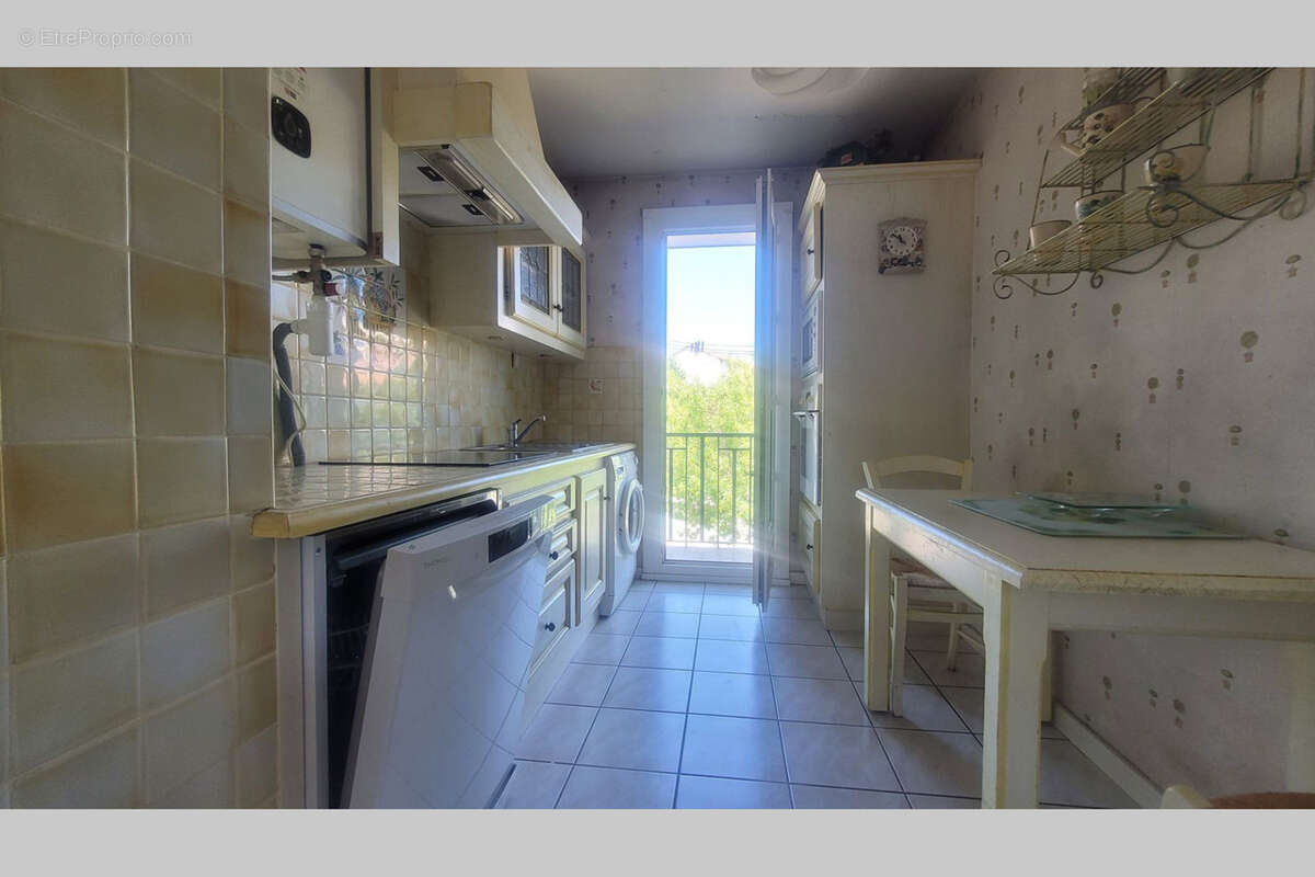 Appartement à MARSEILLE-11E