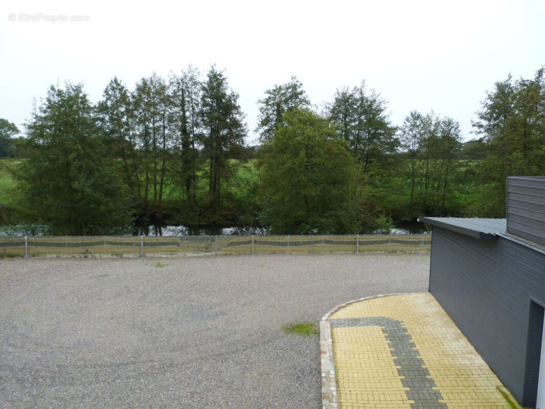 Maison à COSSE-LE-VIVIEN