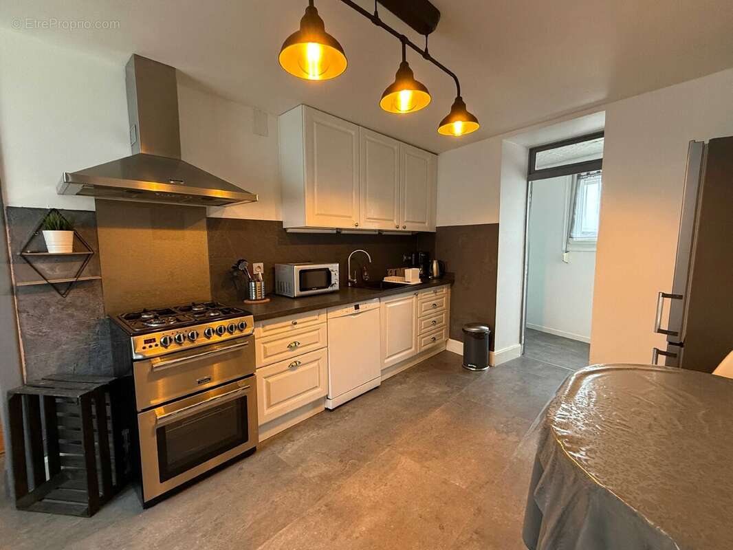 Maison à MONTHUREUX-SUR-SAONE