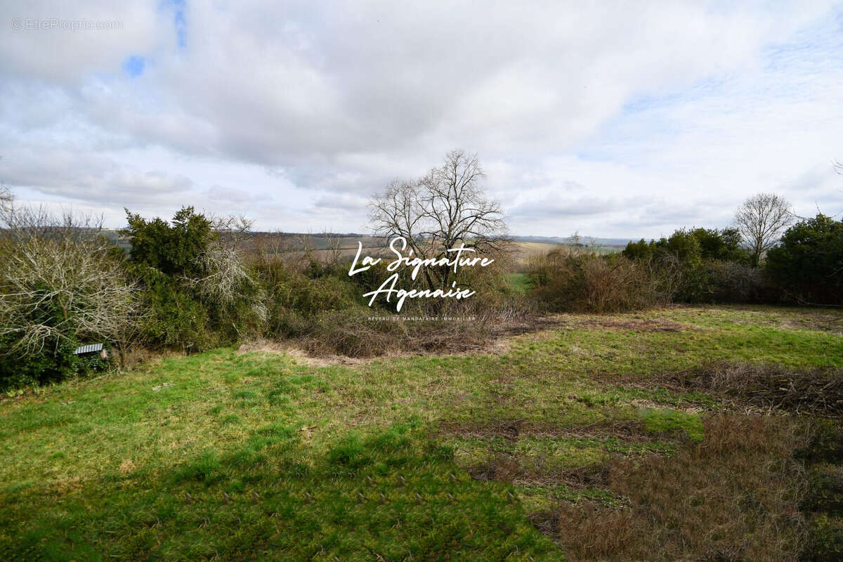 Maison à SAINT-AVIT-FRANDAT