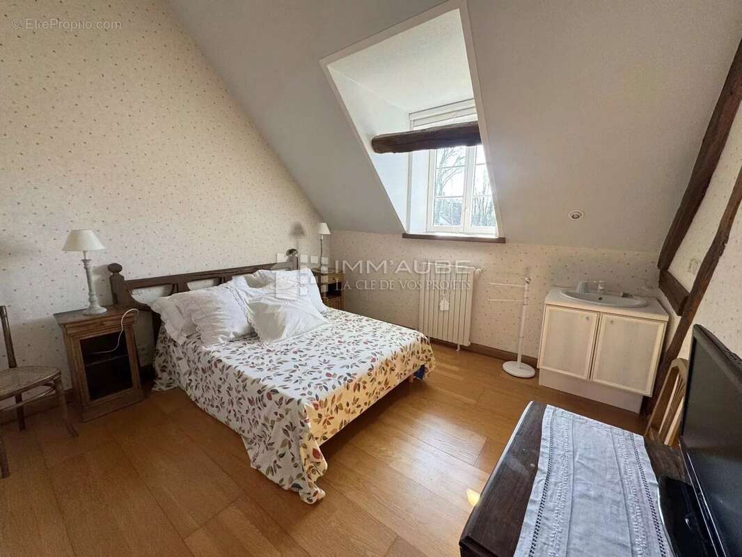 Maison à NOGENT-SUR-SEINE