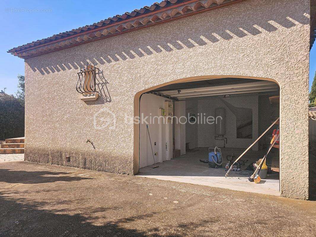 Maison à COLOMBIERS