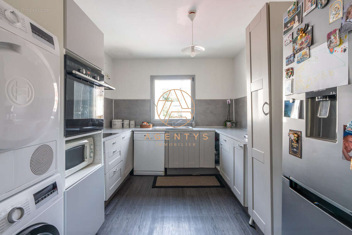 Appartement à NOGENT-SUR-MARNE