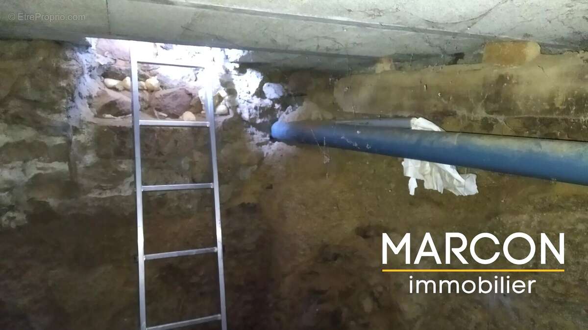 Maison à SAINT-VAURY