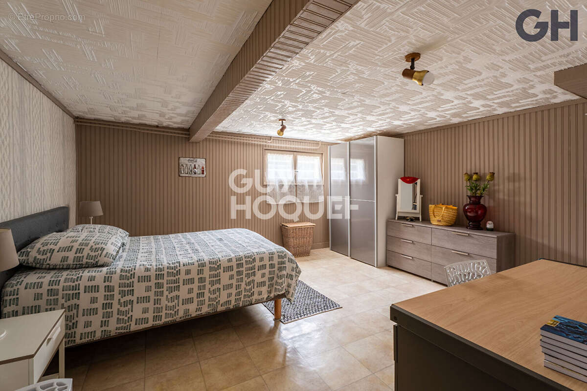 Maison à SOISY-SUR-SEINE