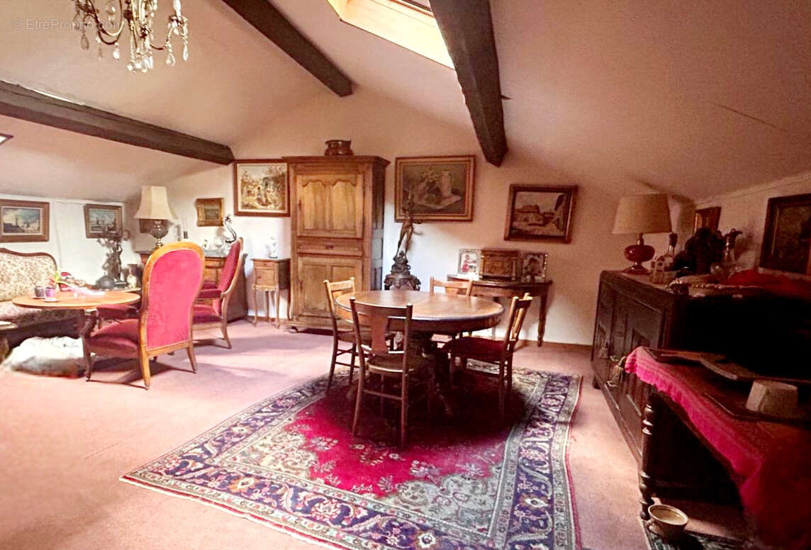 Maison à ROMANS-SUR-ISERE