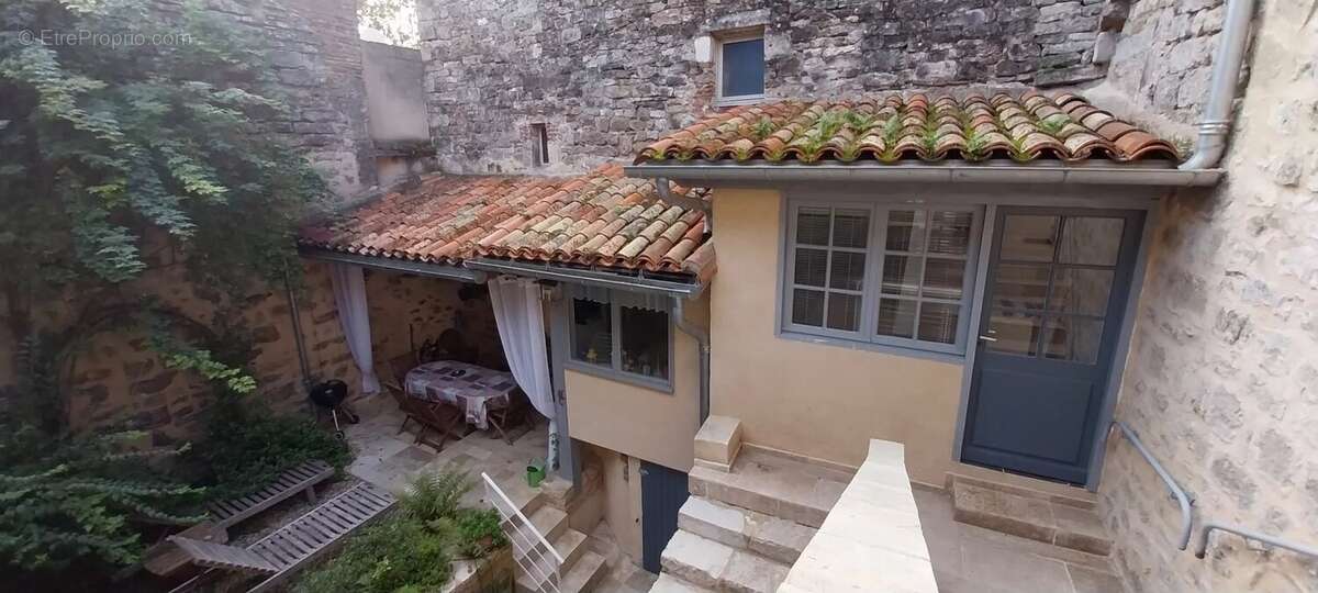 Maison à SAINT-ANTONIN-NOBLE-VAL