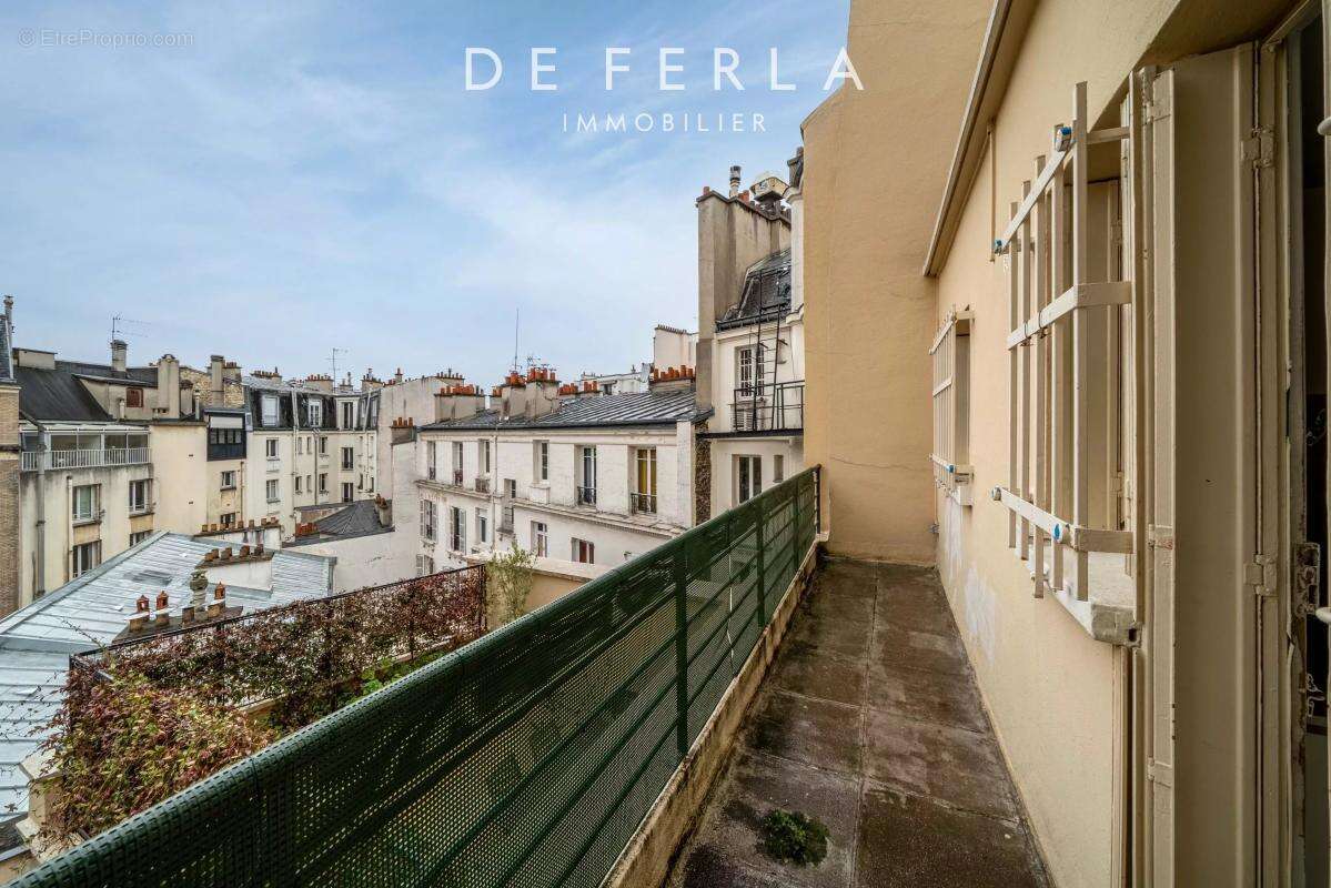 Appartement à PARIS-15E