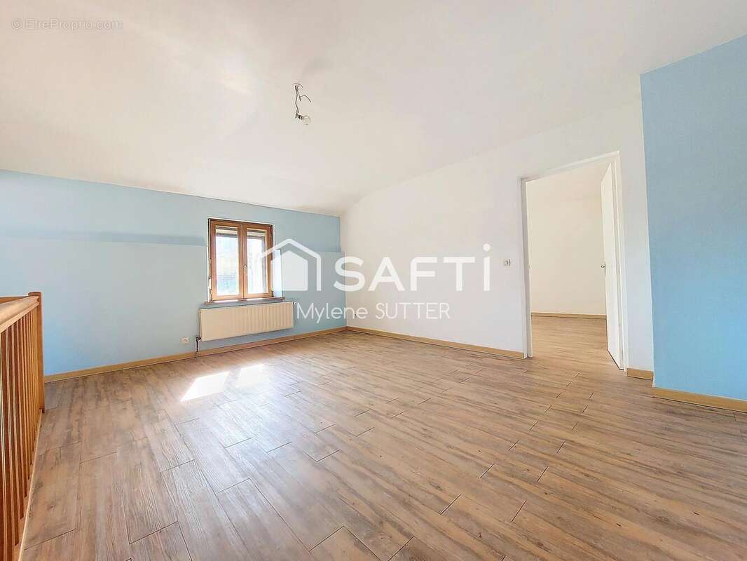 Photo 6 - Maison à CREVECHAMPS