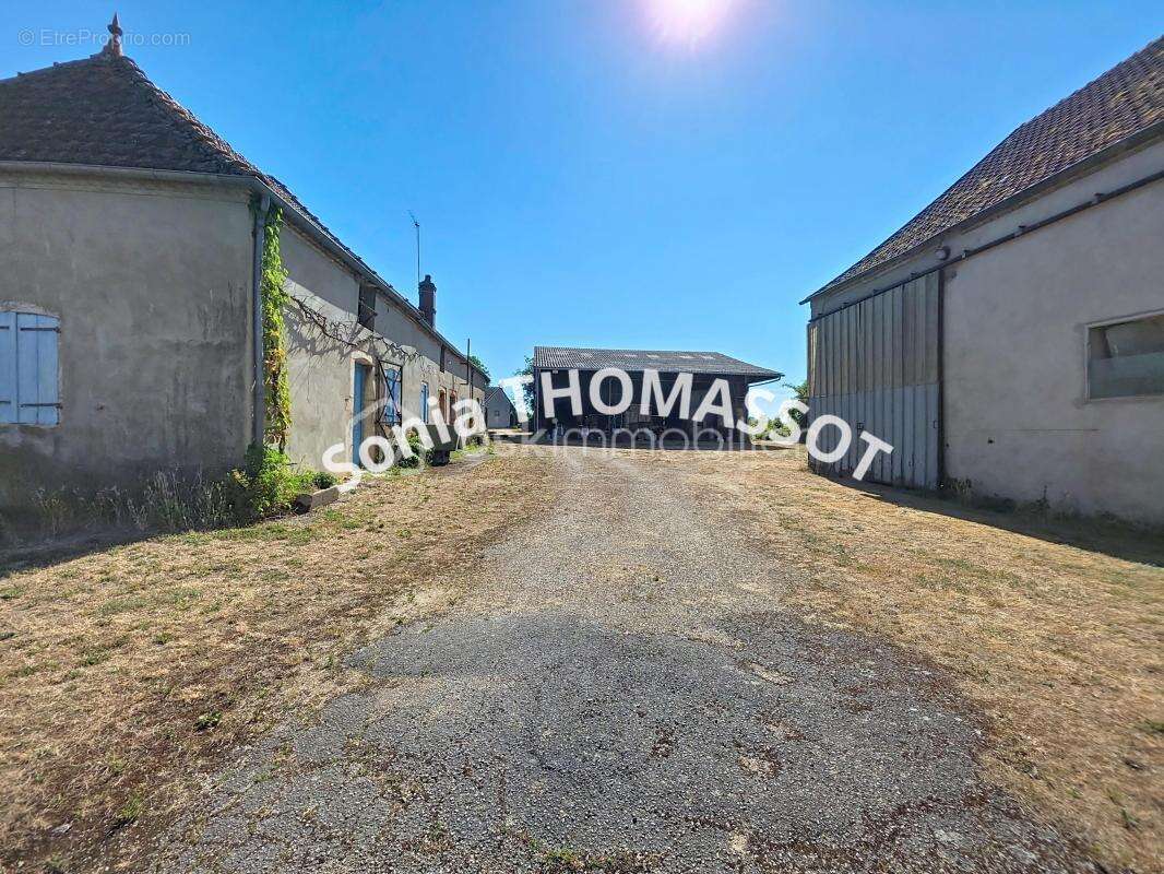 Ancien corps de ferme à fort potentiel – Campagne et grands espaces - photo 8