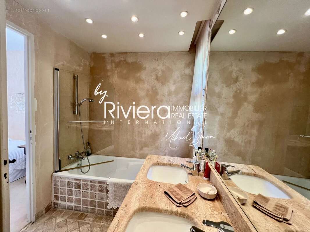 Maison à CAVALAIRE-SUR-MER