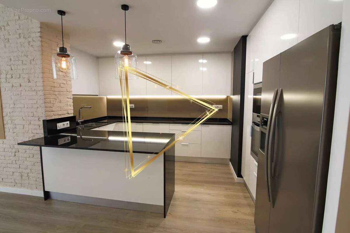 Appartement à CLICHY