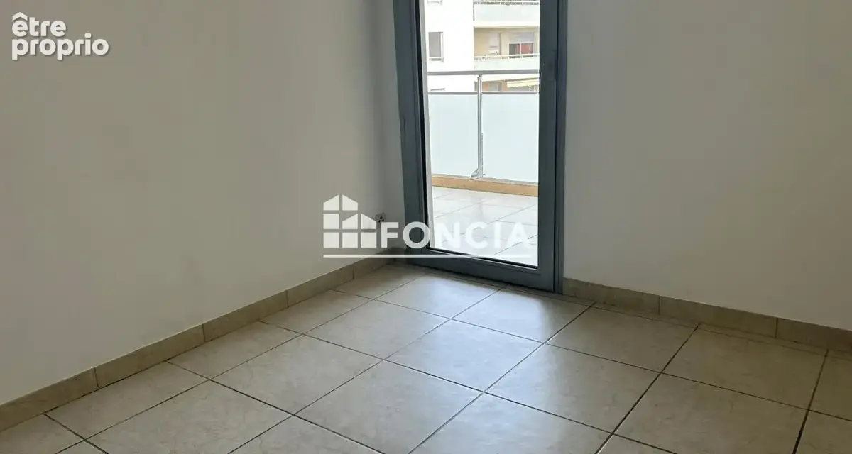 Castelnau-le-Lez — Bel appartement T3 lumineux avec grande terrasse, garage et vue dégagée - photo 10