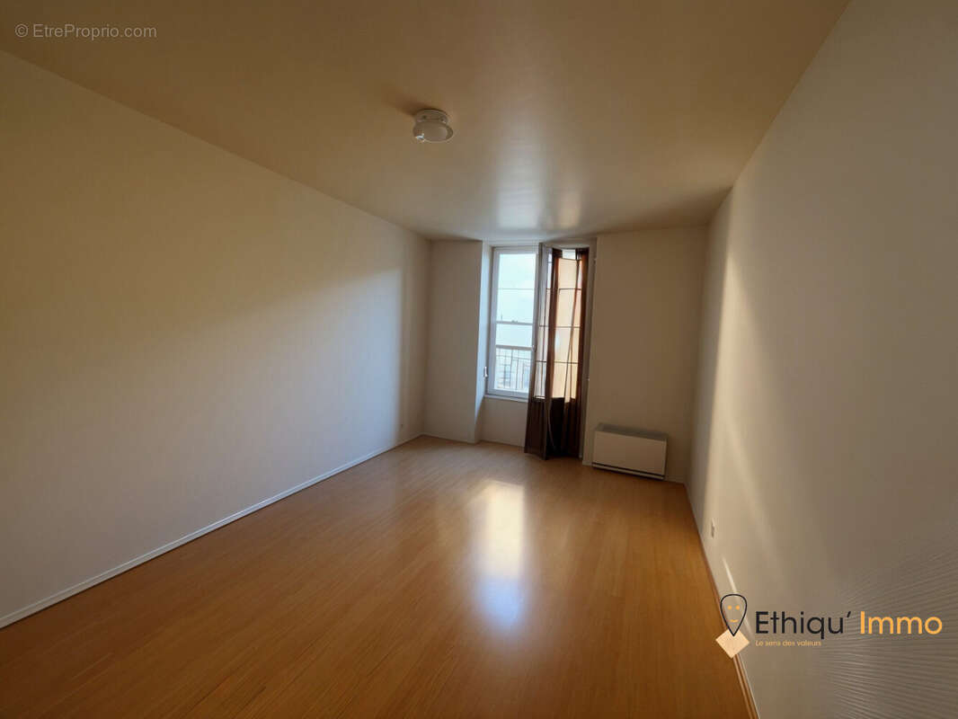 Maison 95 m² à Bar-Sur-Aube  - photo 4