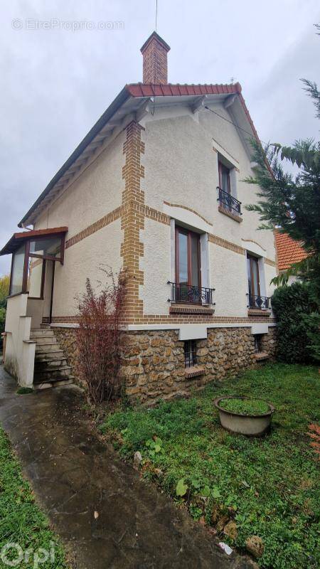 Maison à NEUILLY-SUR-MARNE