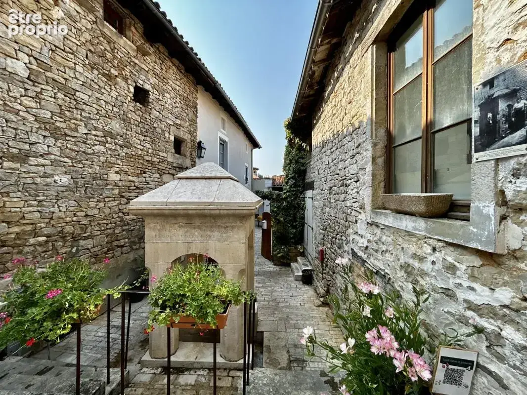 Charmante maison de village avec cour intérieure 65M2 - photo 12