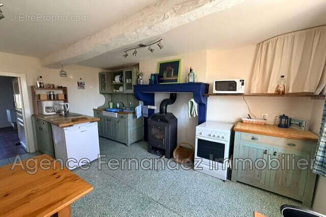 Maison à CHENAY-LE-CHATEL