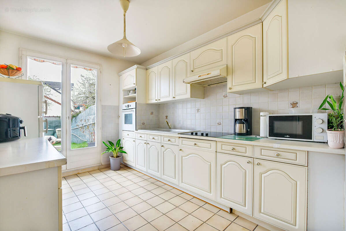 Maison à BRIE-COMTE-ROBERT