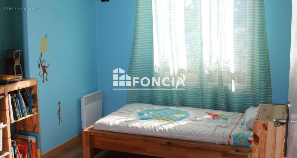 Appartement à VIGNEUX-SUR-SEINE