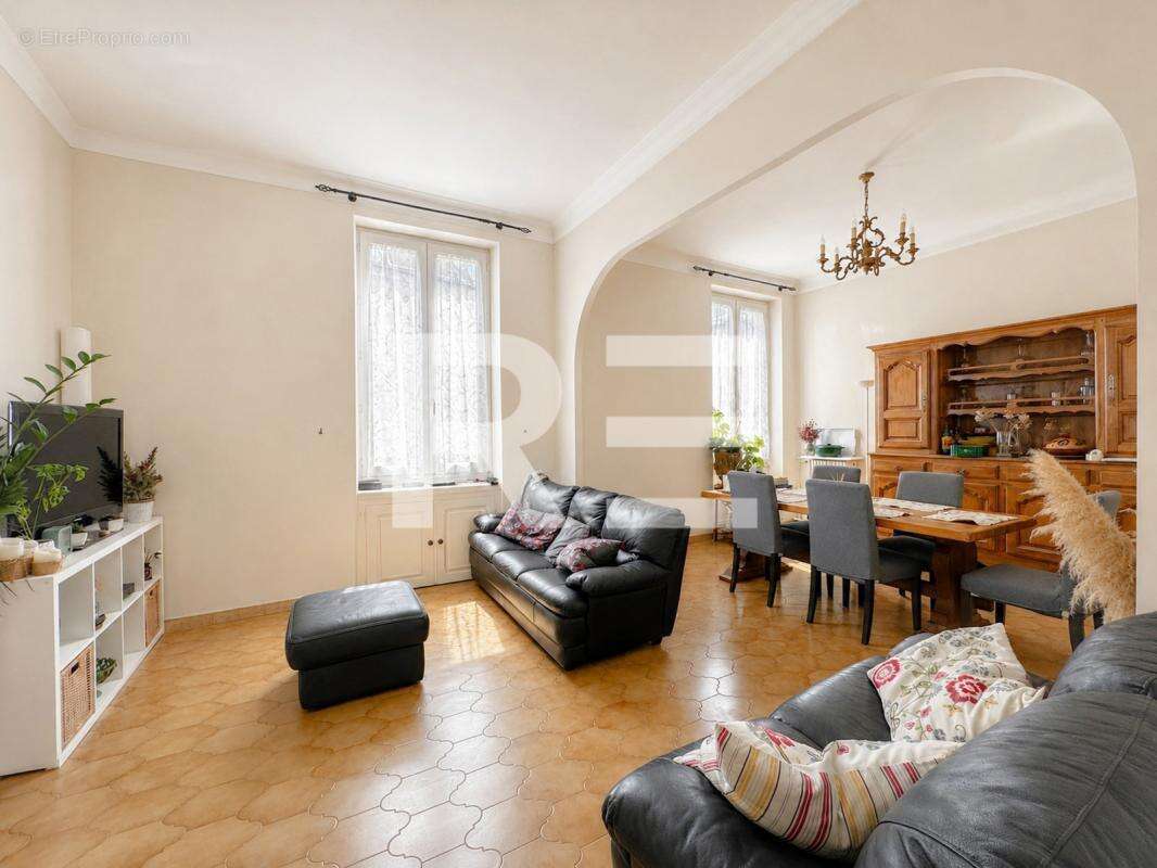 Maison à NIMES