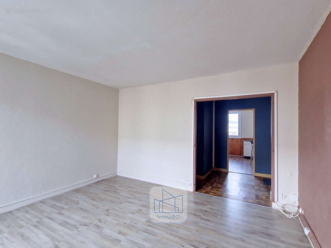 Appartement à REZE