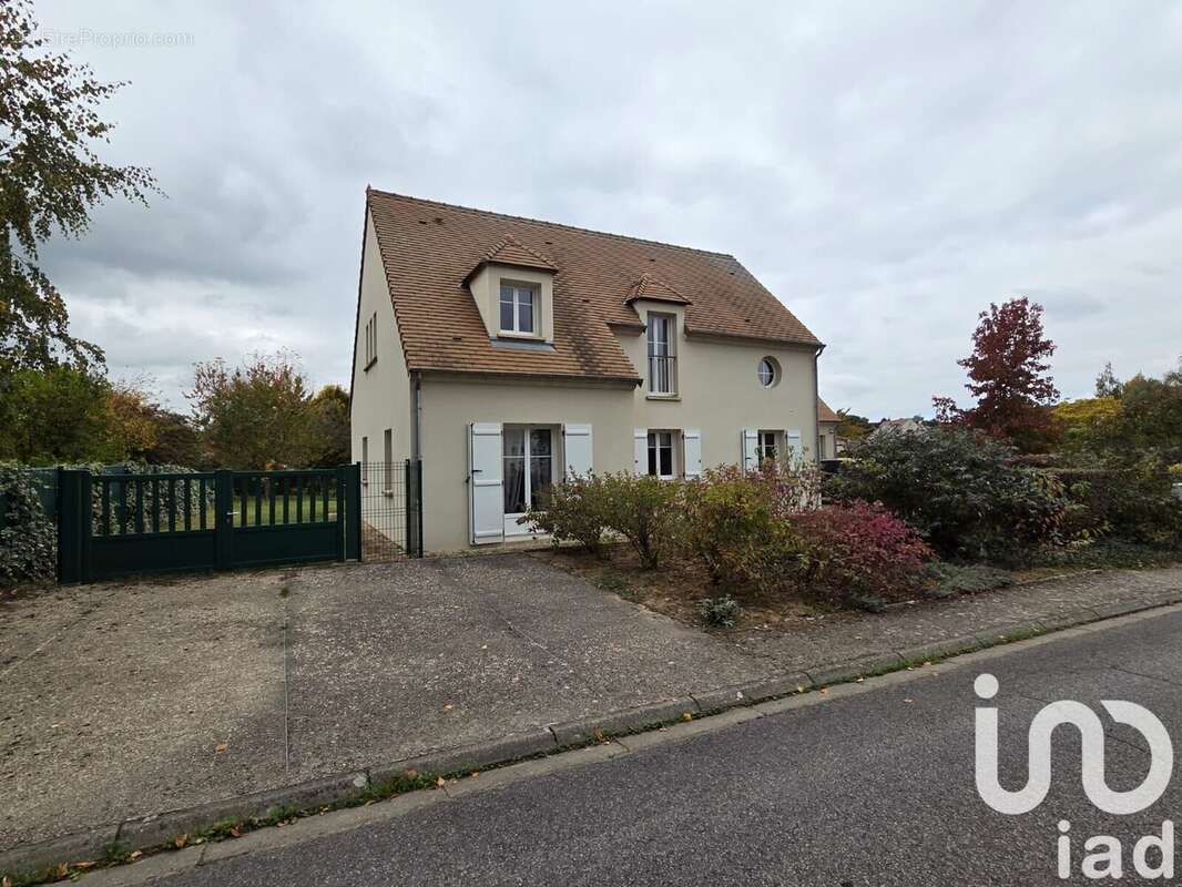 Photo 2 - Maison à CIRY-SALSOGNE