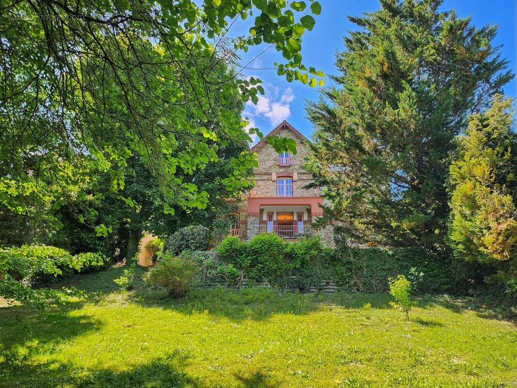 Maison à JUVISY-SUR-ORGE