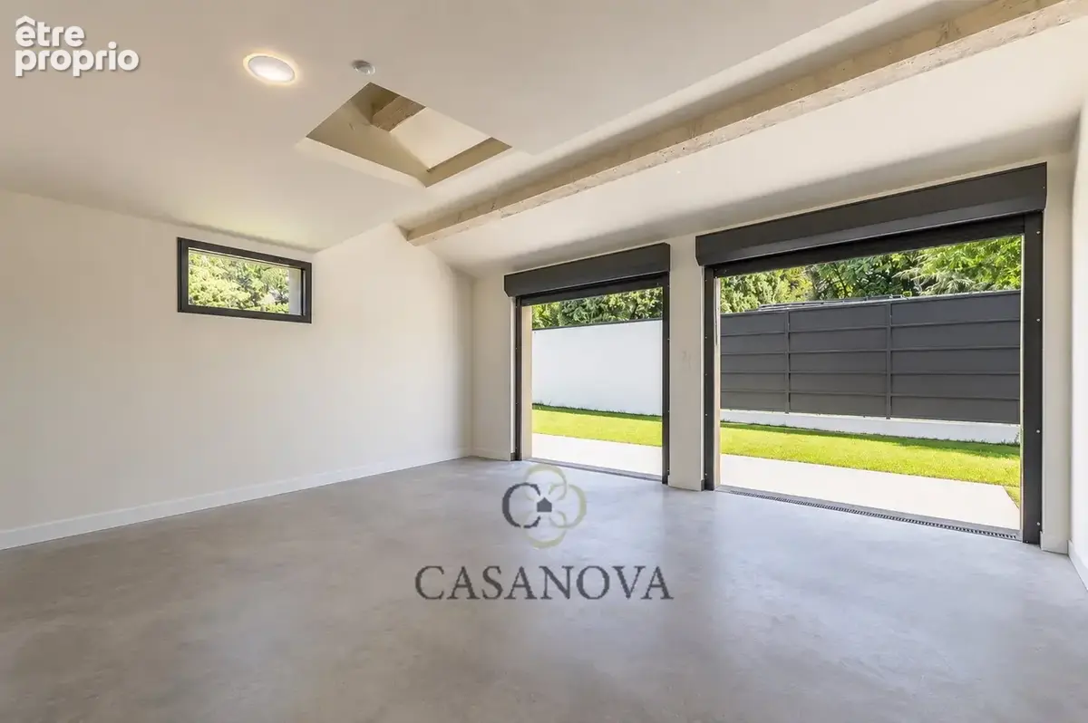Maison castelanu - piscine - grand terrain - garage. - photo 19