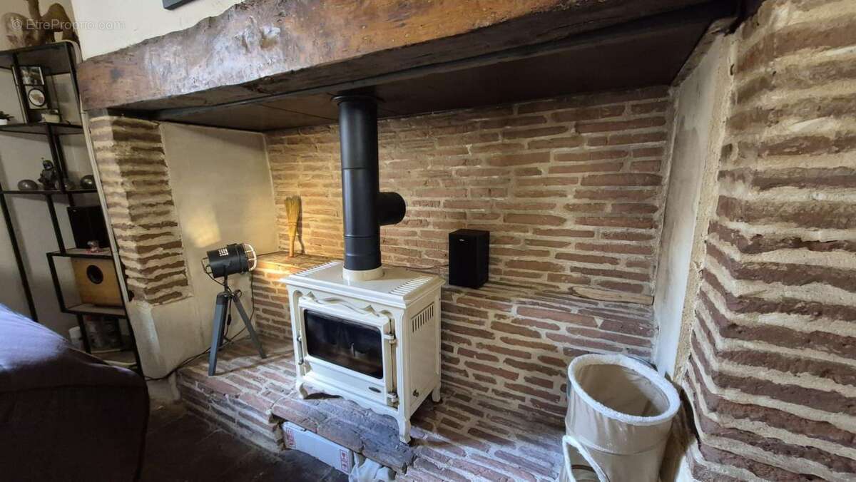 Maison à SAINT-SULPICE