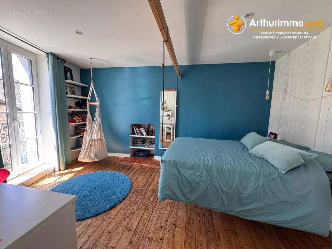 Maison à LA GUERCHE-DE-BRETAGNE