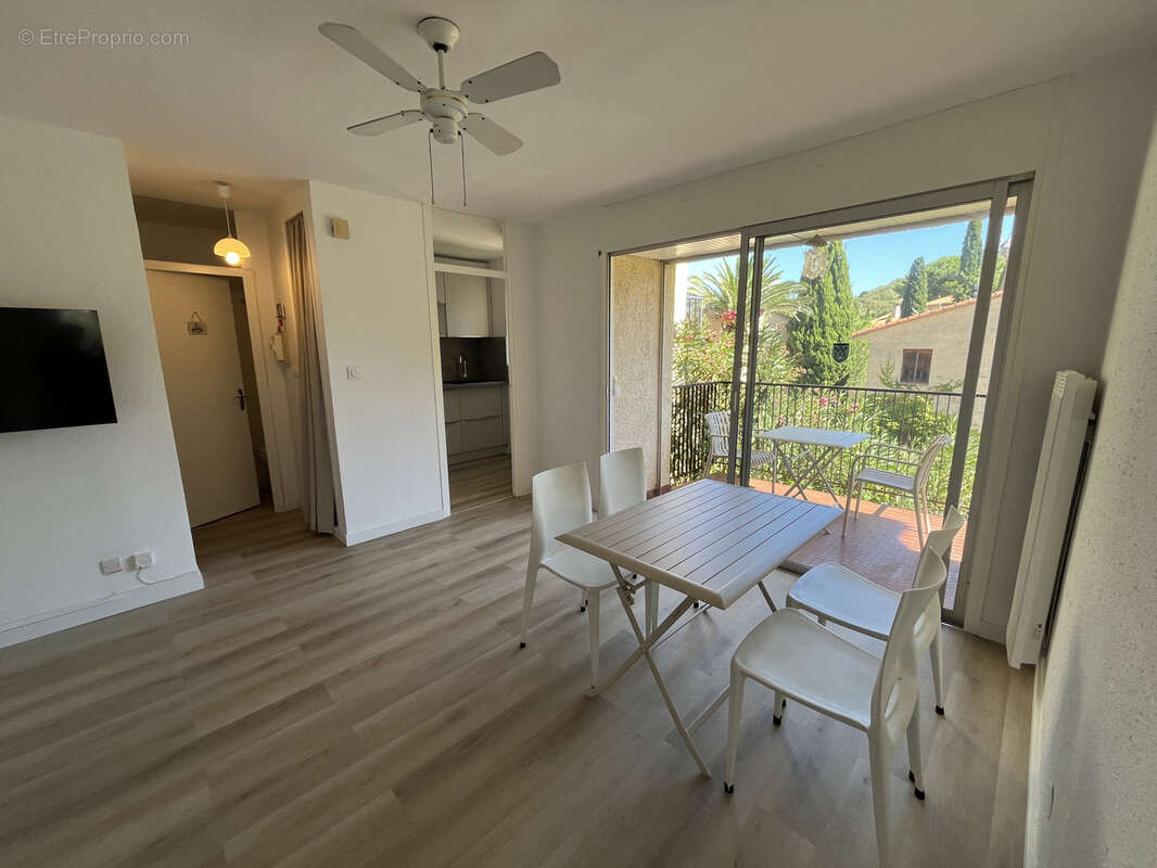 Appartement 2 pieces a vendre a collioure, avec parking prive residence du val saint elme - photo 2