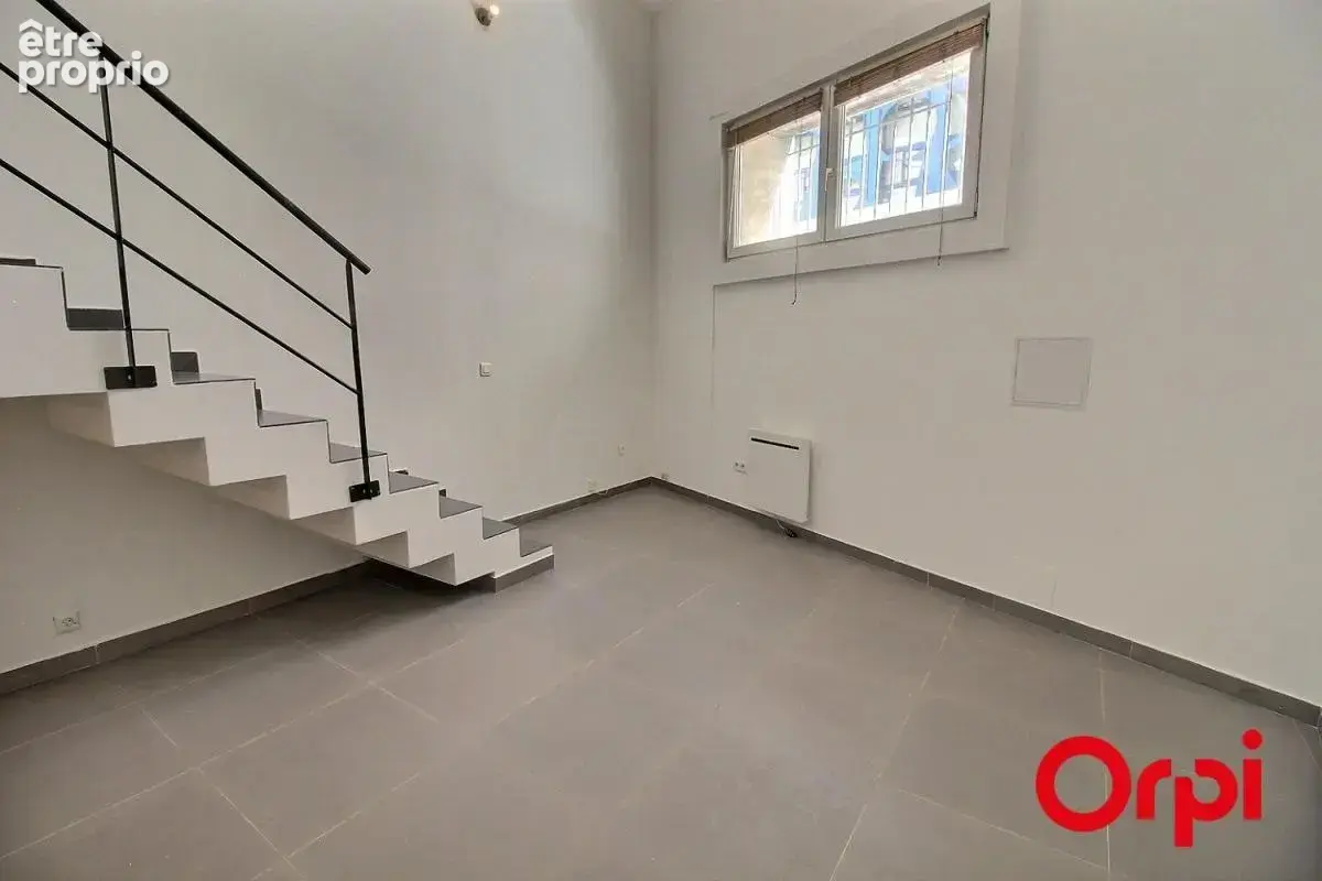Loft + extérieur proche cours JULIEN - photo 5